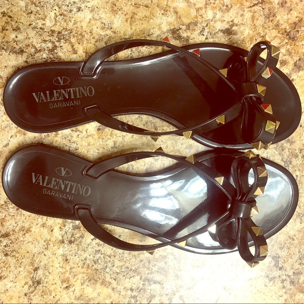 Valentino Garavani Black Studded Bow Flip Flop Sandals